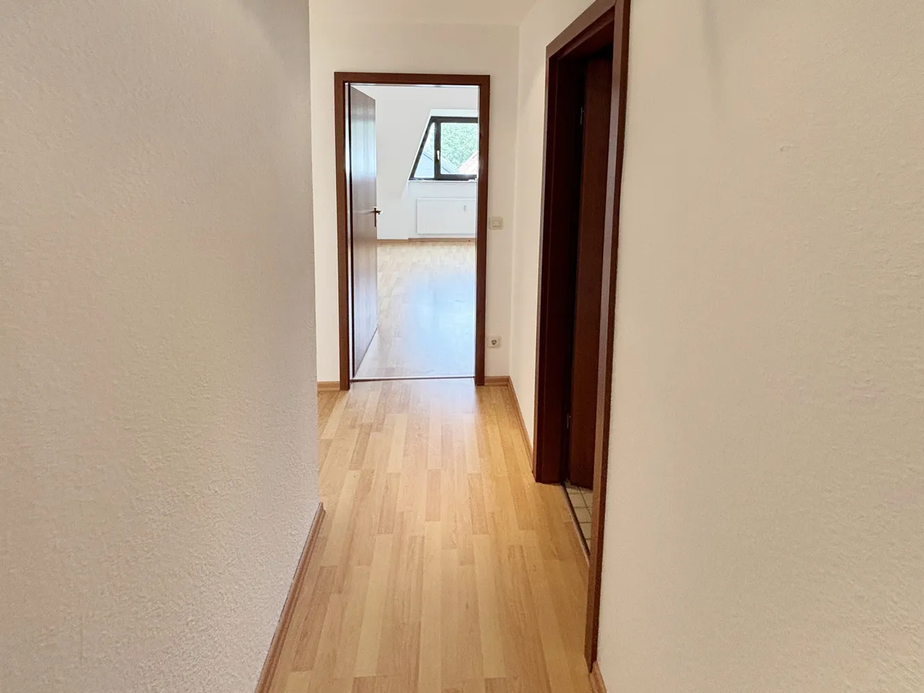 2 Zimmer Wohnung mit 73 m² in Nürnberg – Bild 3