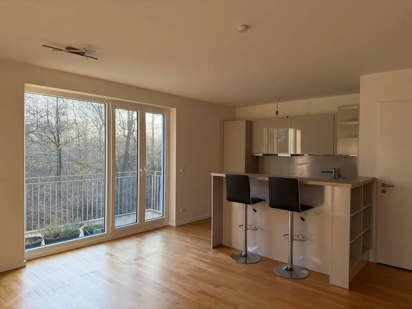2 Zimmer Wohnung mit 63 m² in Hamburg – Bild 1