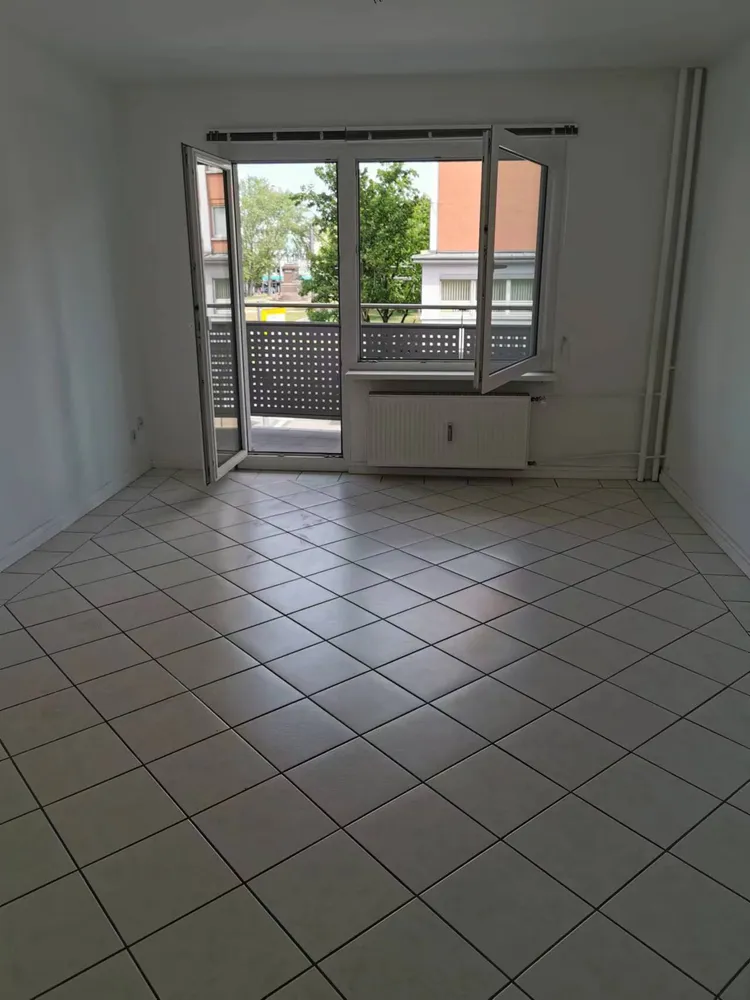 2 Zimmer Wohnung mit 63 m² in Karlsruhe – Bild 2