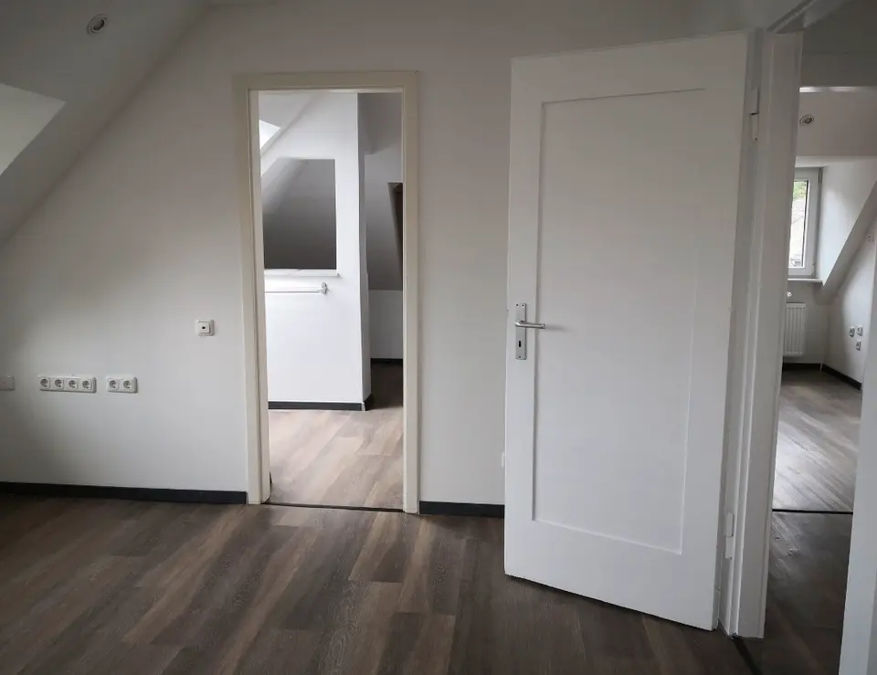 2 Zimmer Wohnung mit 74 m² in Duisburg – Bild 7