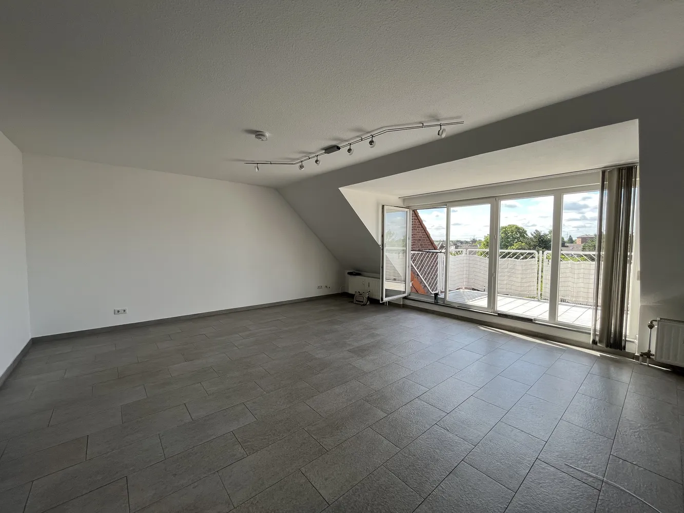 2 room apartment with 72 m² in Tönisvorst – Photo 6
