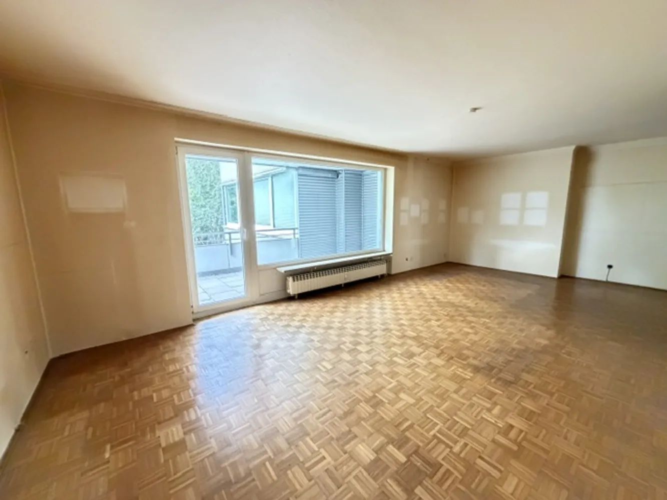 3 Zimmer Wohnung mit 110 m² in Düsseldorf – Bild 3