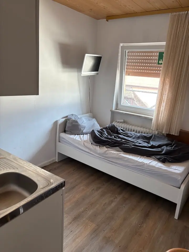 2 room apartment with 20 m² in Dietzenbach – Photo 1