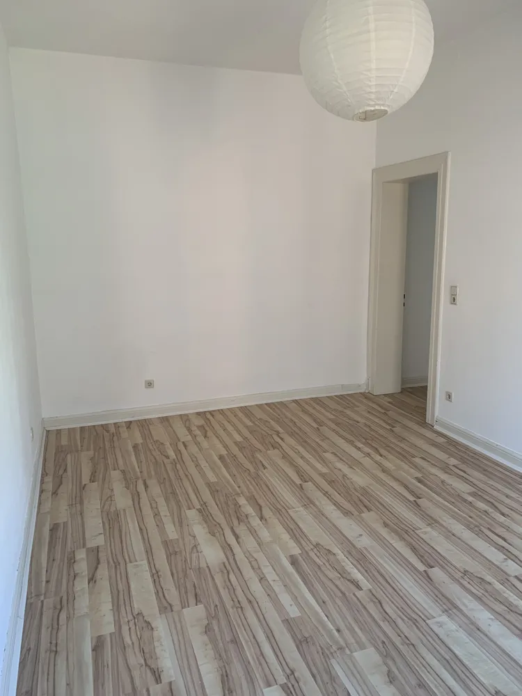 2 Zimmer Wohnung mit 60 m² in Wiesbaden – Bild 3