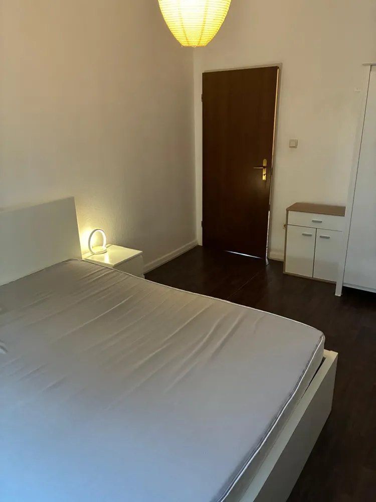 2 Zimmer Wohnung mit 65 m² in Köln – Bild 4