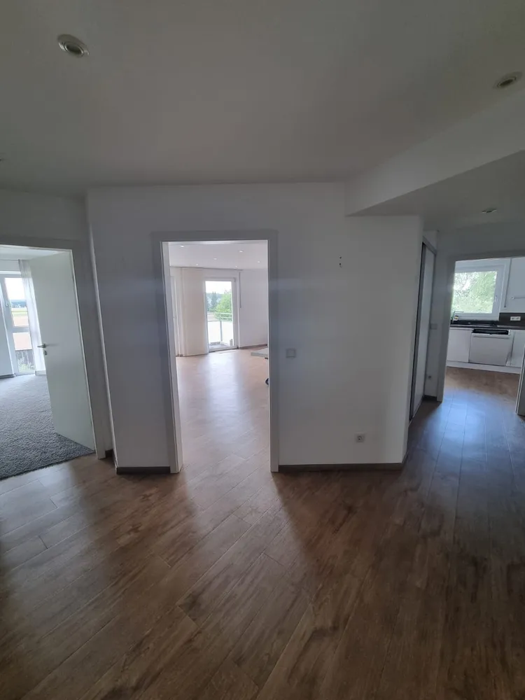 3 Zimmer Wohnung mit 98 m² in Augsburg – Bild 2
