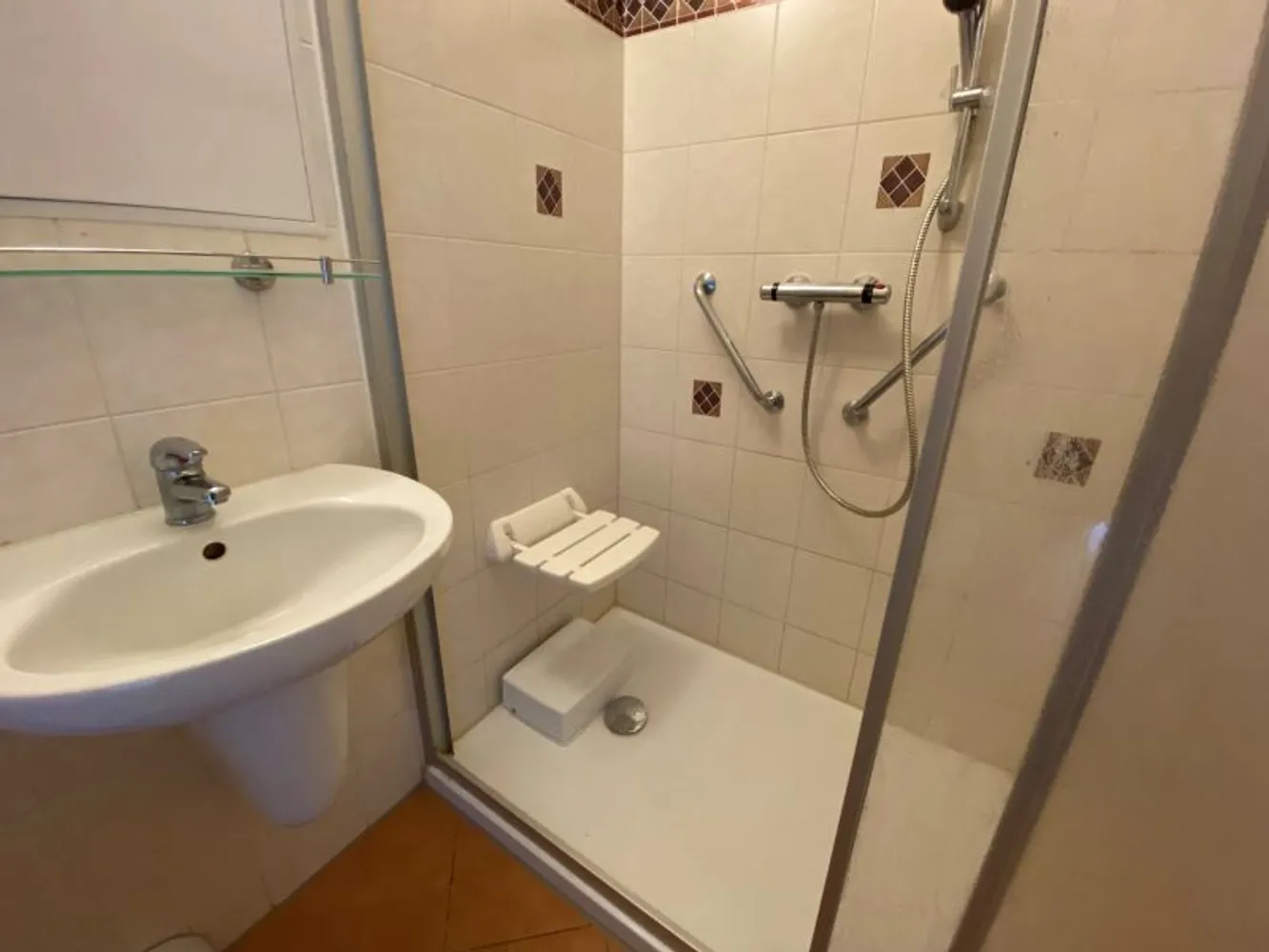 1 room apartment with 36 m² in Chemnitz – Photo 10