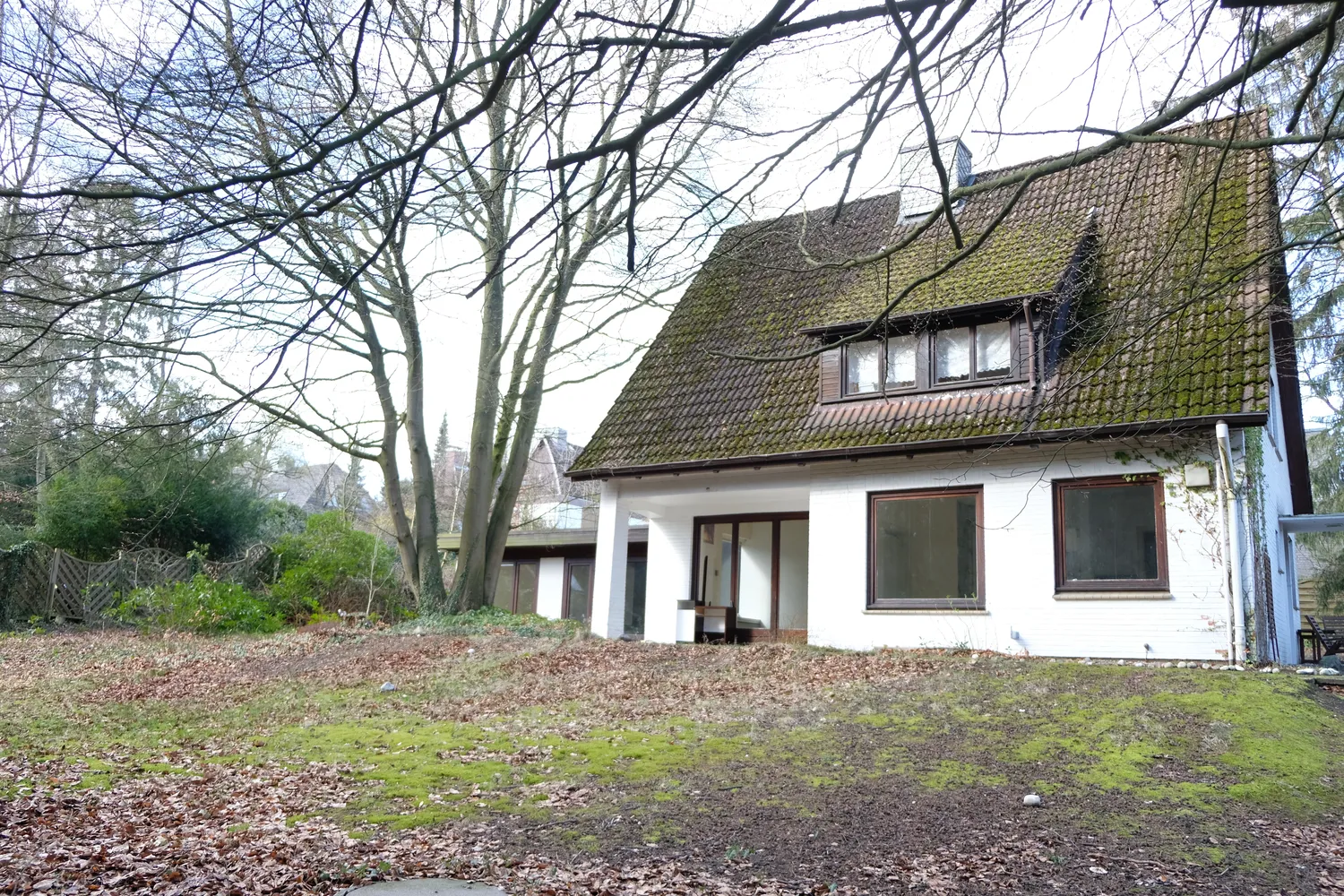 5 Zimmer Wohnung mit 160 m² in Hamburg – Bild 1