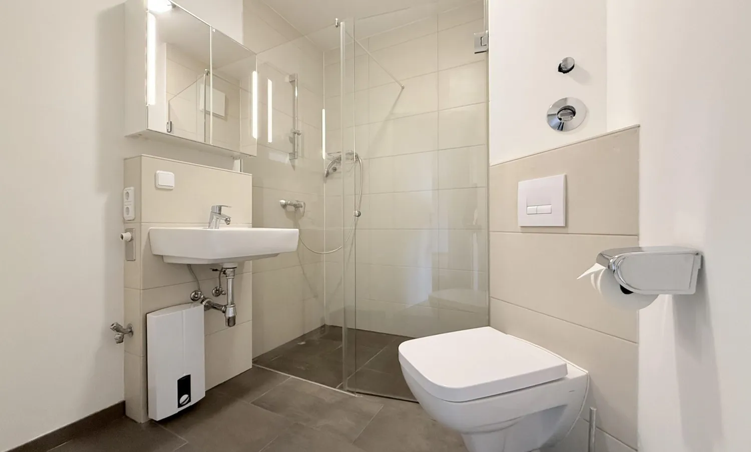 2 room apartment with 52 m² in Cologne – Photo 2