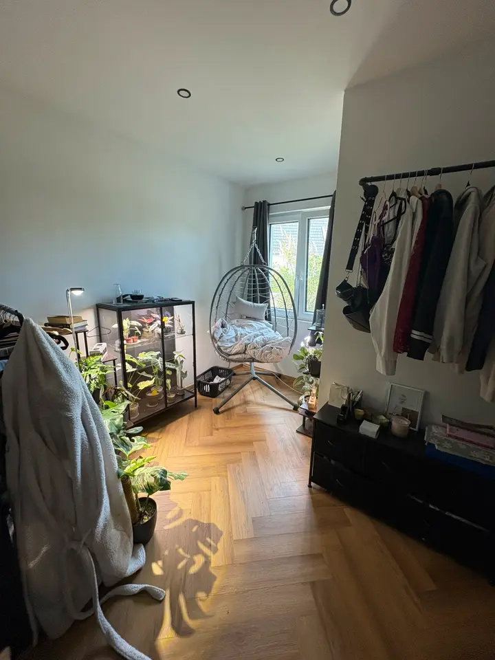 6 Zimmer Wohnung mit 20 m² in Oldenburg – Bild 2
