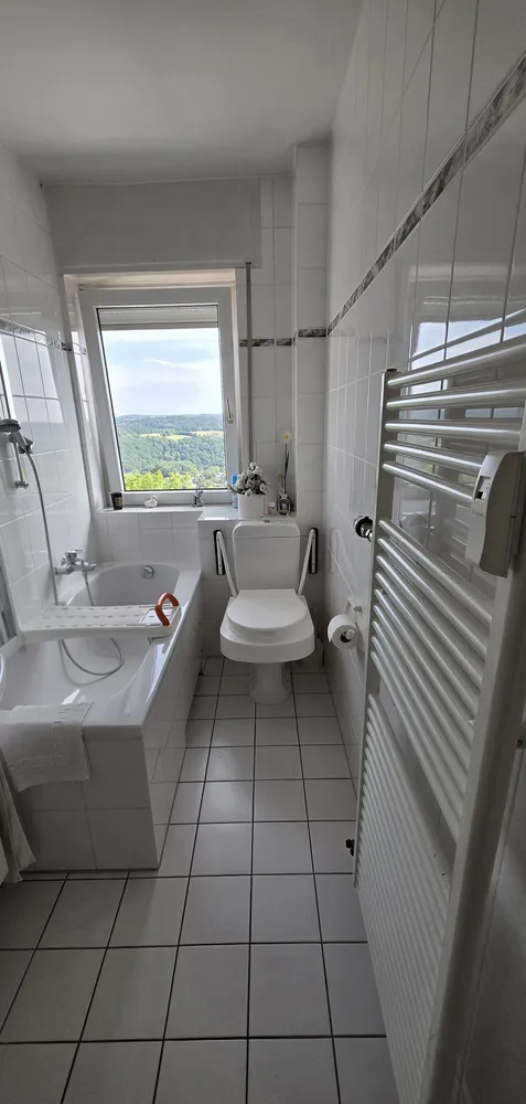 2 Zimmer Wohnung mit 75 m² in Remscheid – Bild 8