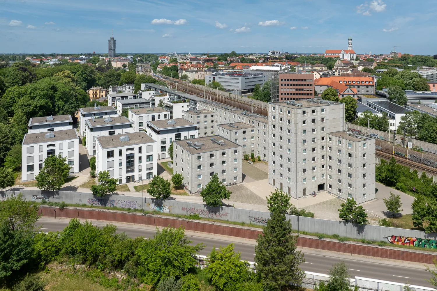 1 Zimmer Wohnung mit 26 m² in Augsburg – Bild 1