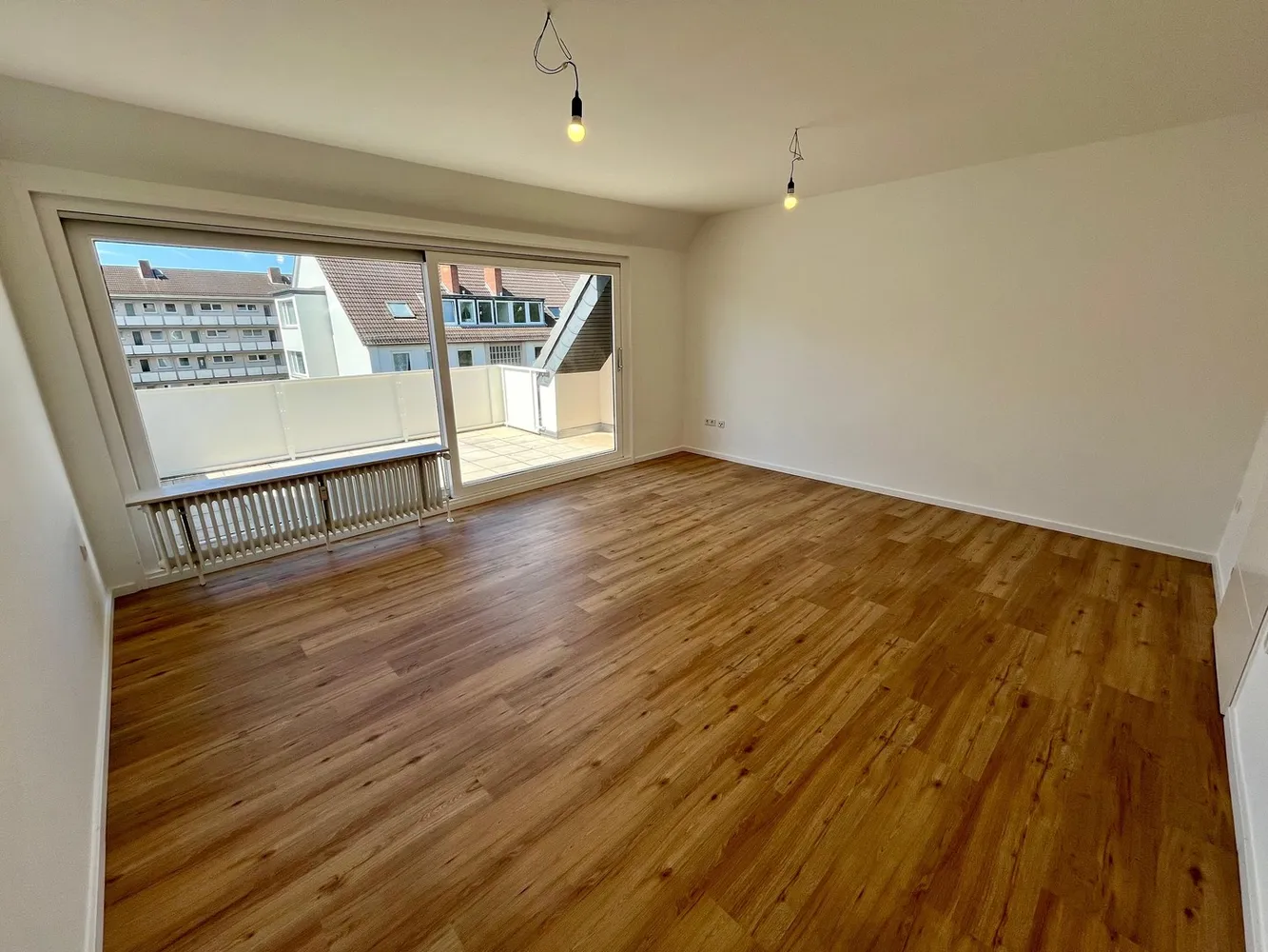4 Zimmer Wohnung mit 105 m² in Bremen – Bild 1
