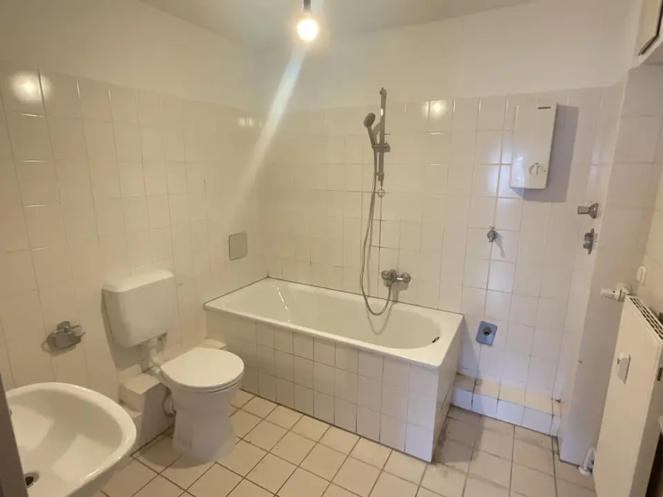 3 Zimmer Wohnung mit 77 m² in Duisburg – Bild 4