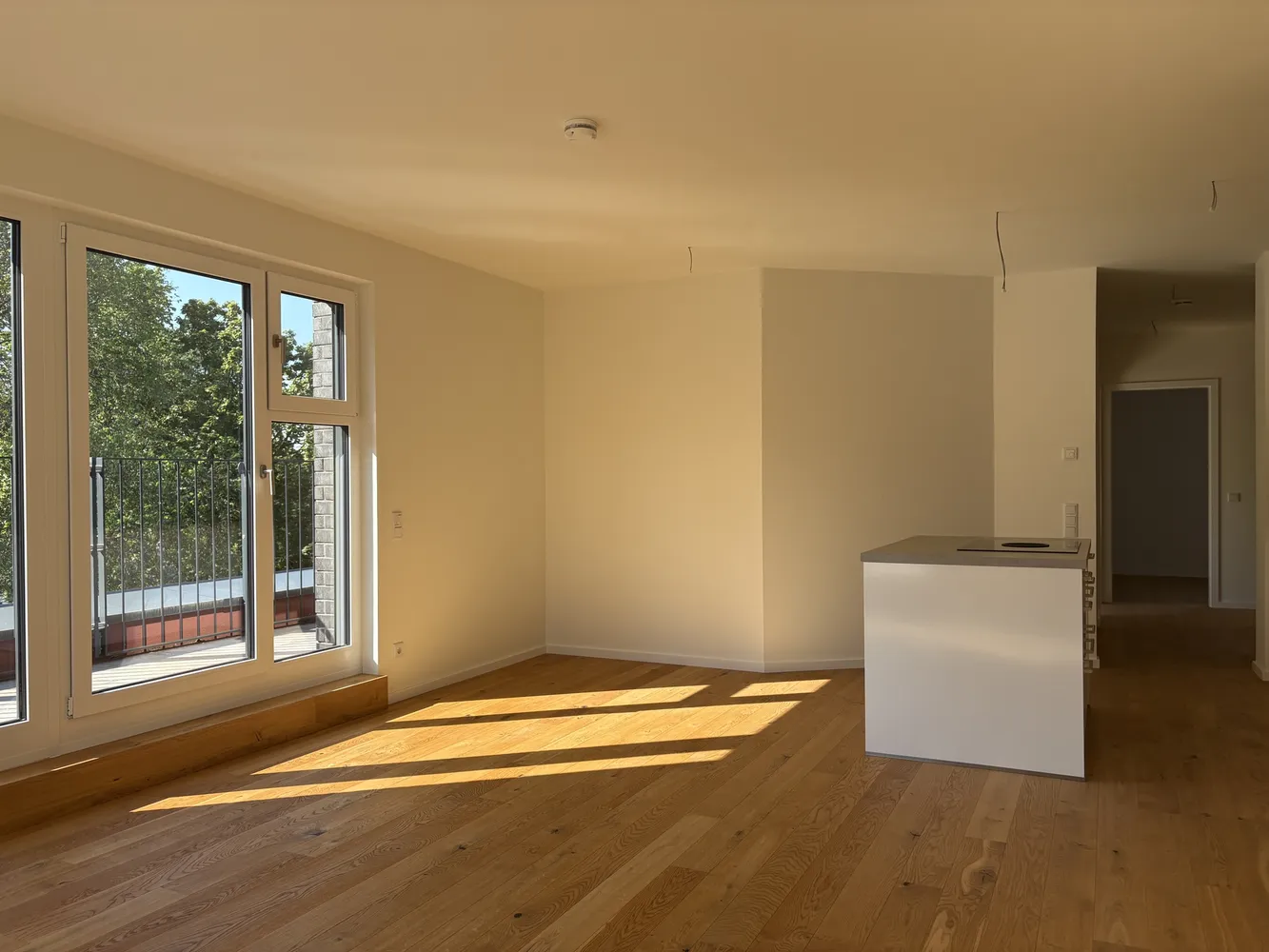 4 Zimmer Wohnung mit 127 m² in Berlin – Bild 1