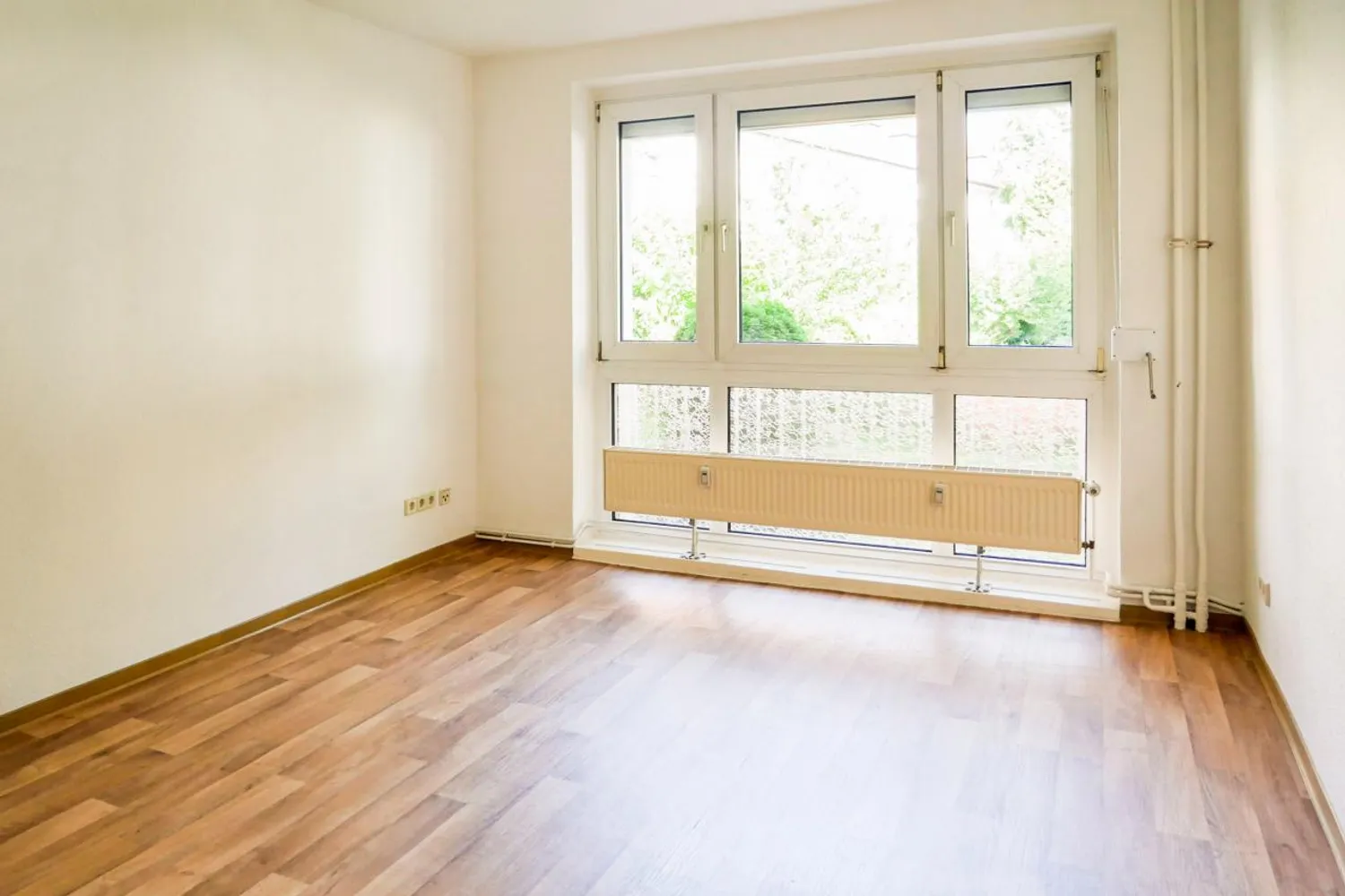 4 Zimmer Wohnung mit 70 m² in Magdeburg – Bild 1