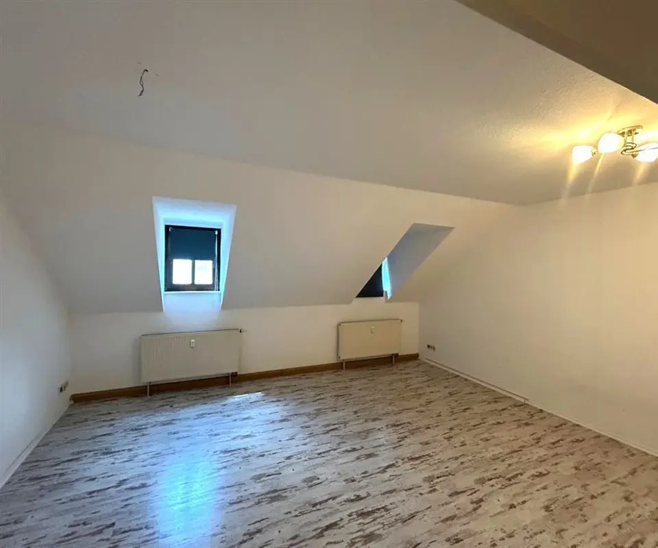 3 Zimmer Wohnung mit 86 m² in Zwickau – Bild 2