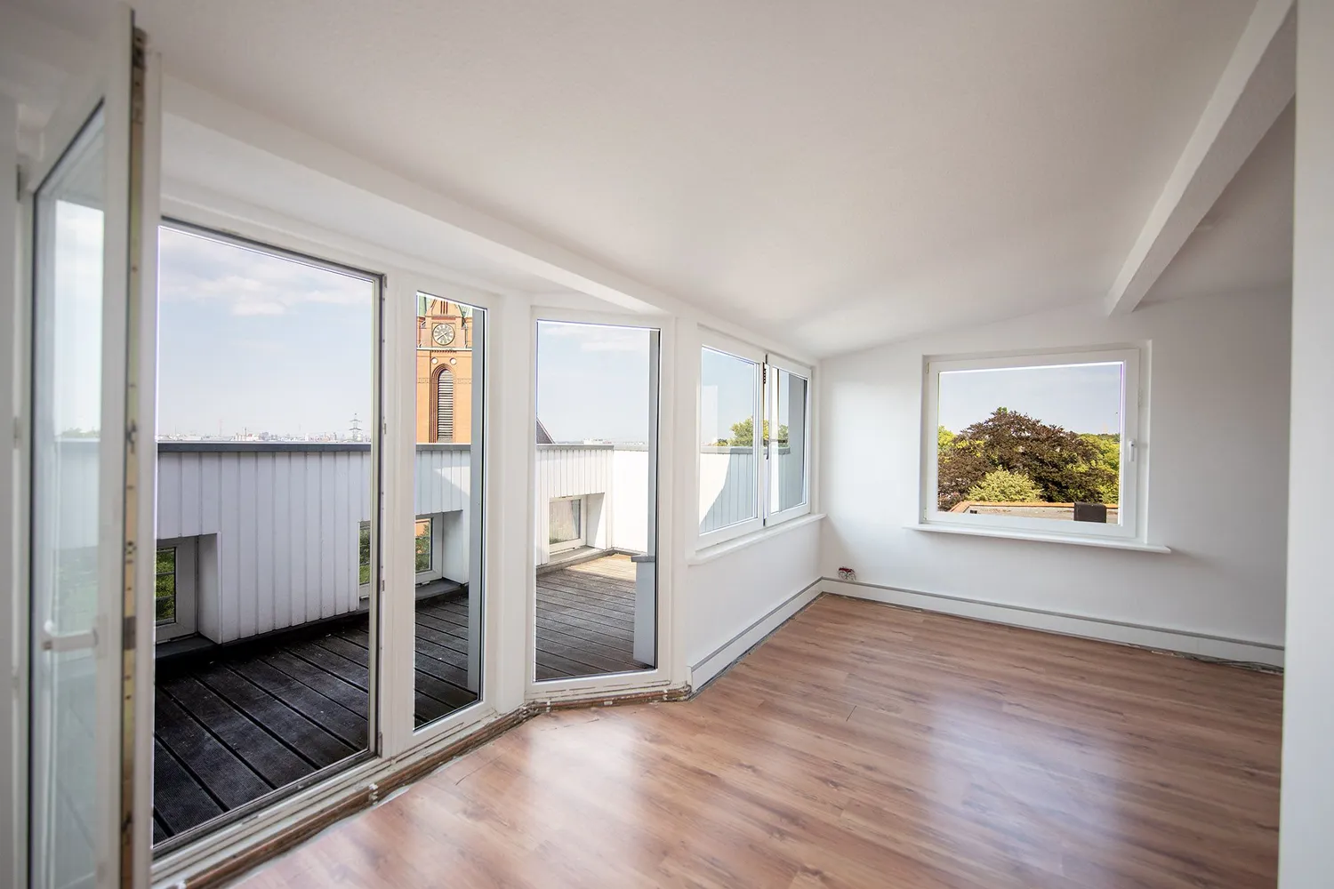3 Zimmer Wohnung mit 86 m² in Hamburg – Bild 2