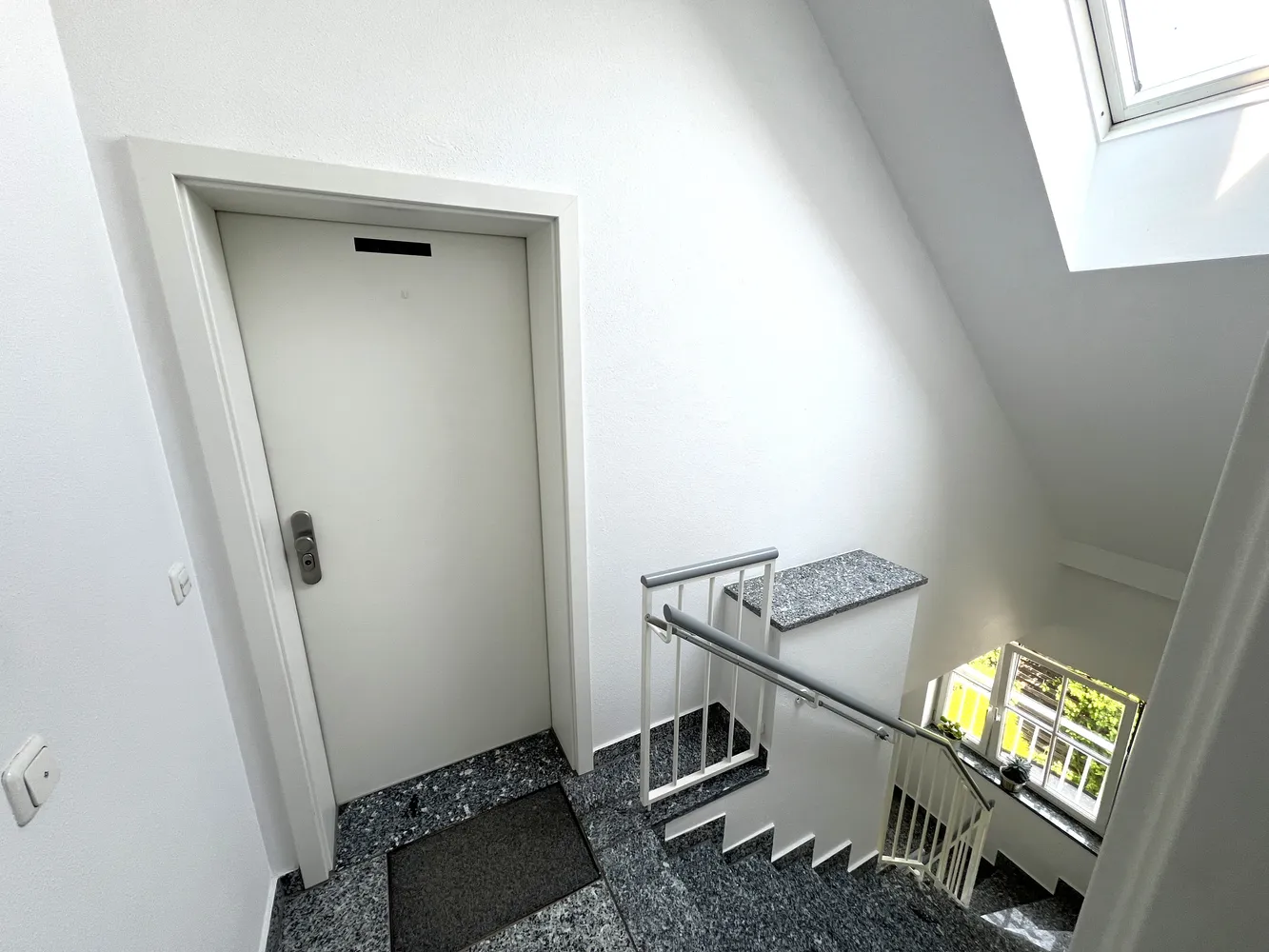 4 Zimmer Wohnung mit 80 m² in München – Bild 6