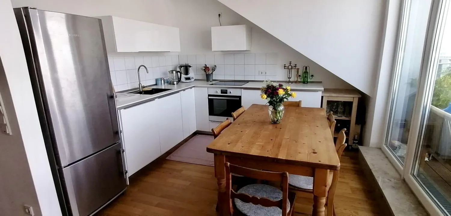 3 Zimmer Wohnung mit 73 m² in Köln – Bild 2