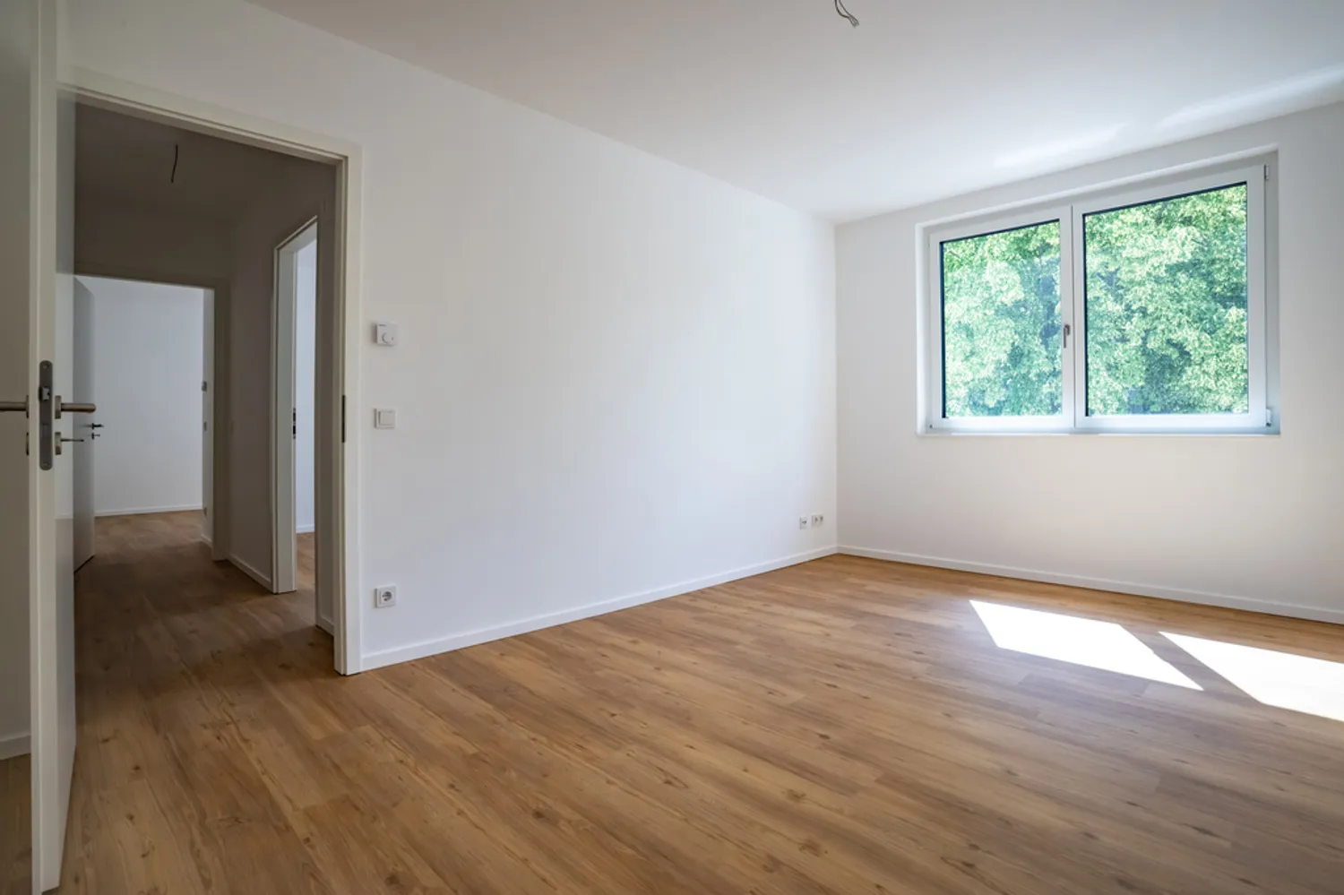 5 Zimmer Wohnung mit 109 m² in Berlin – Bild 2