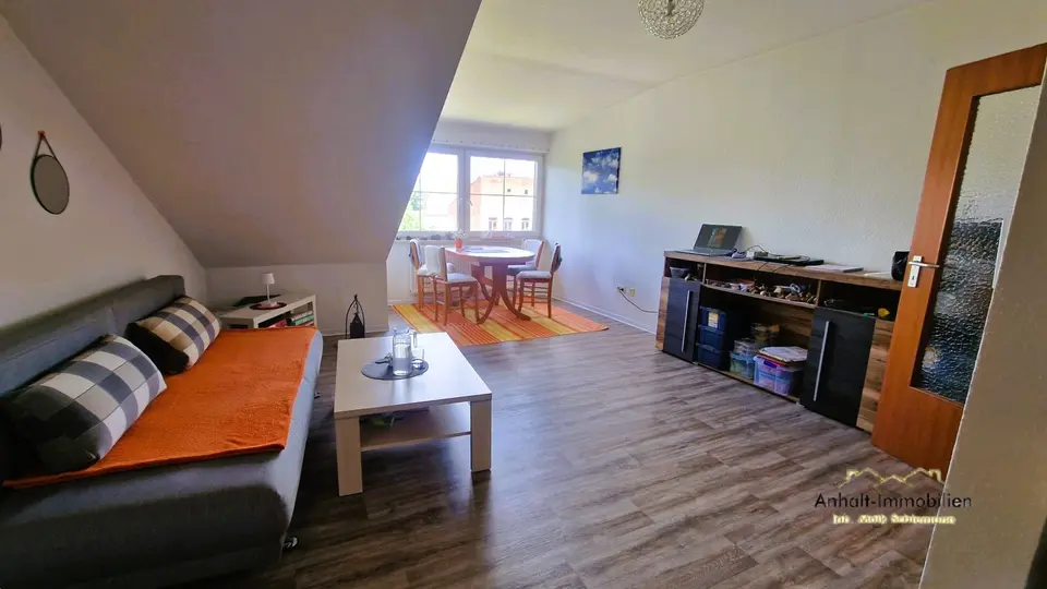 2 Zimmer Wohnung mit 43 m² in Köthen – Bild 2