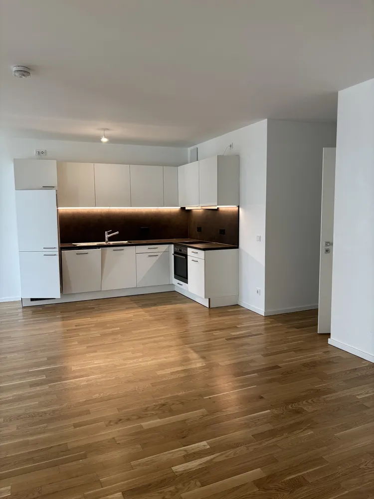3 Zimmer Wohnung mit 103 m² in Frankfurt am Main – Bild 1
