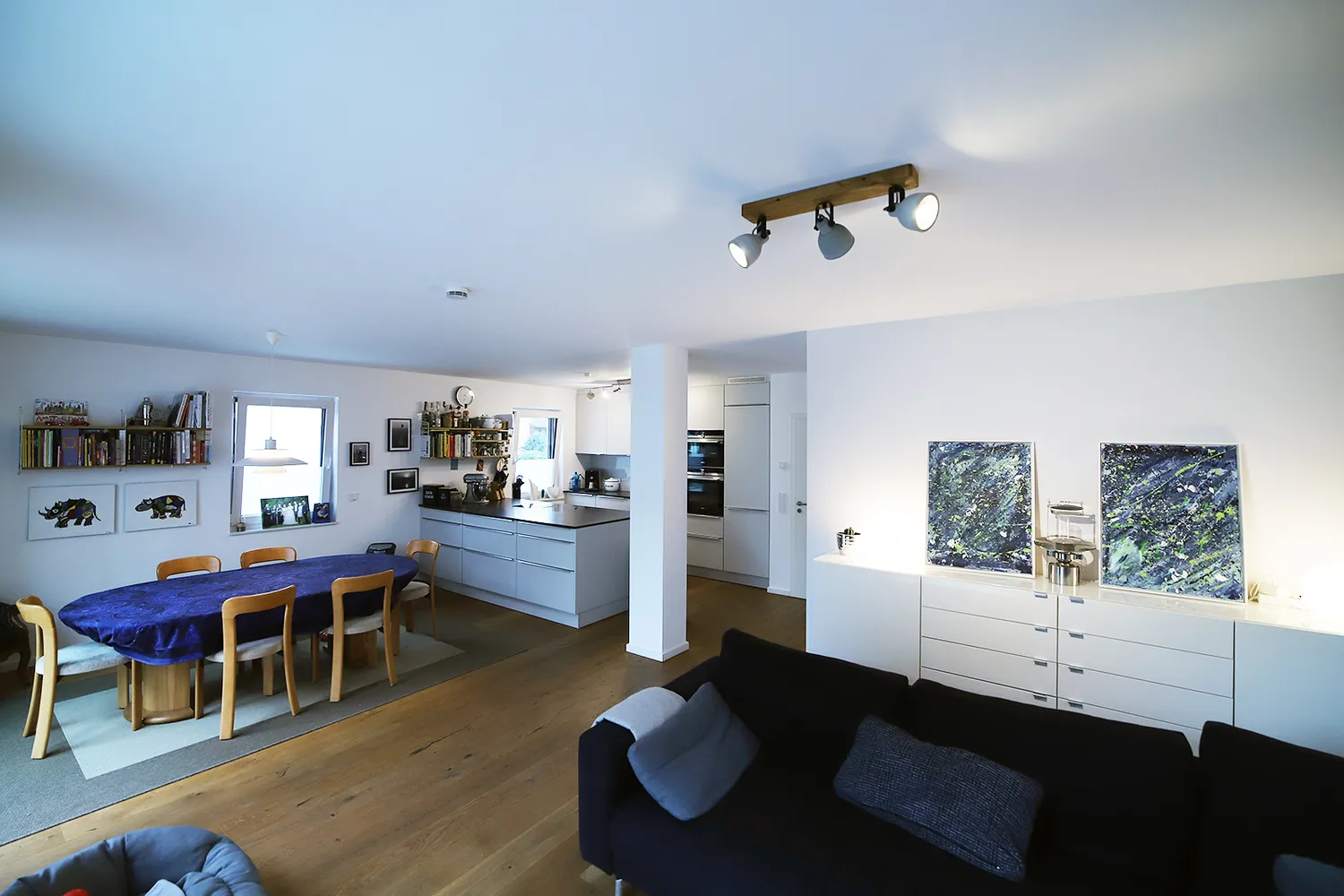 4 Zimmer Wohnung mit 118 m² in Wiesbaden – Bild 1