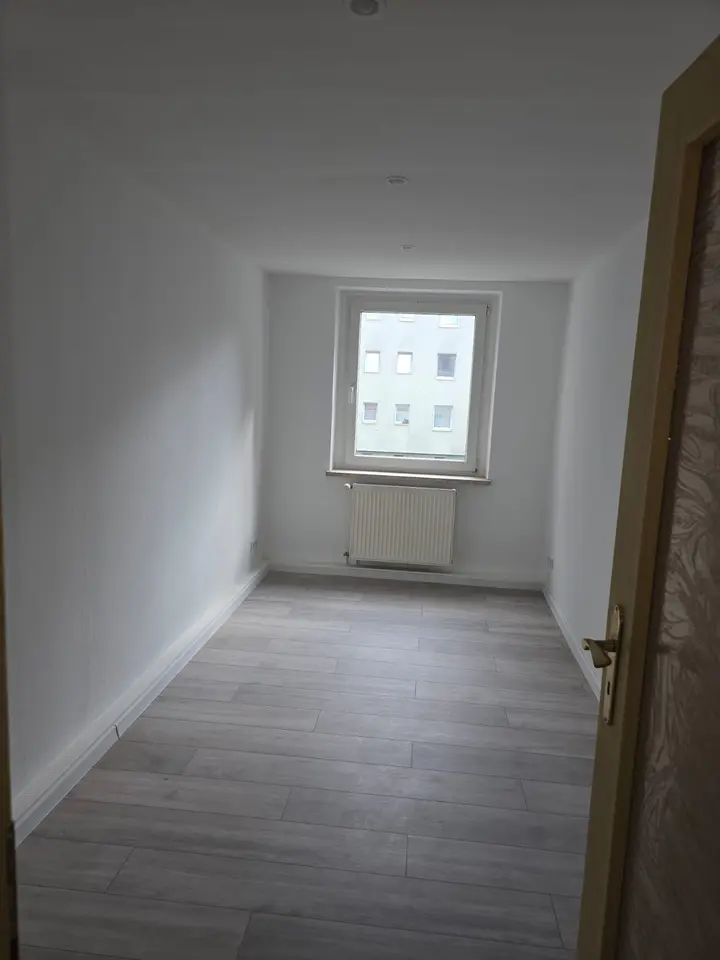 4 Zimmer Wohnung mit 70 m² in Zeitz – Bild 7