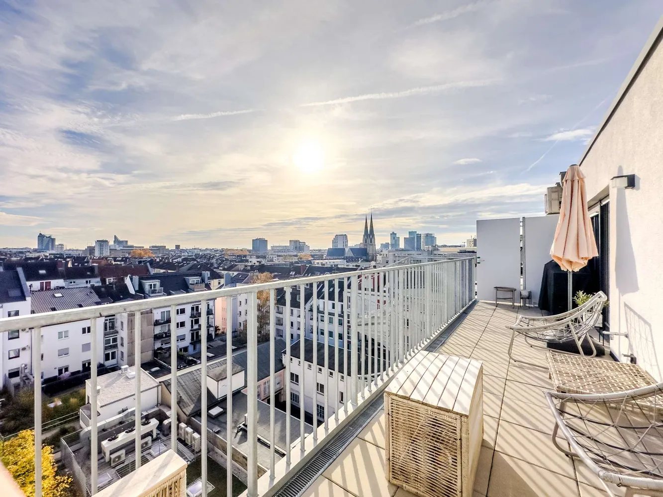 3 Zimmer Wohnung mit 105 m² in Düsseldorf – Bild 12