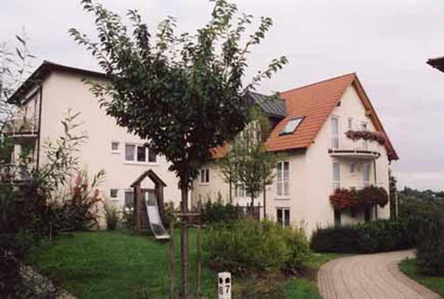 4 Zimmer Wohnung mit 74 m² in Erfurt – Bild 3