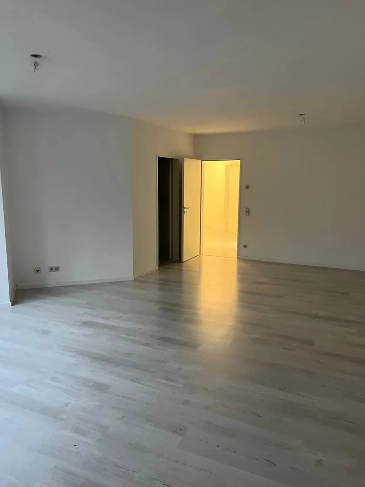 2 Zimmer Wohnung mit 63 m² in Köln – Bild 3
