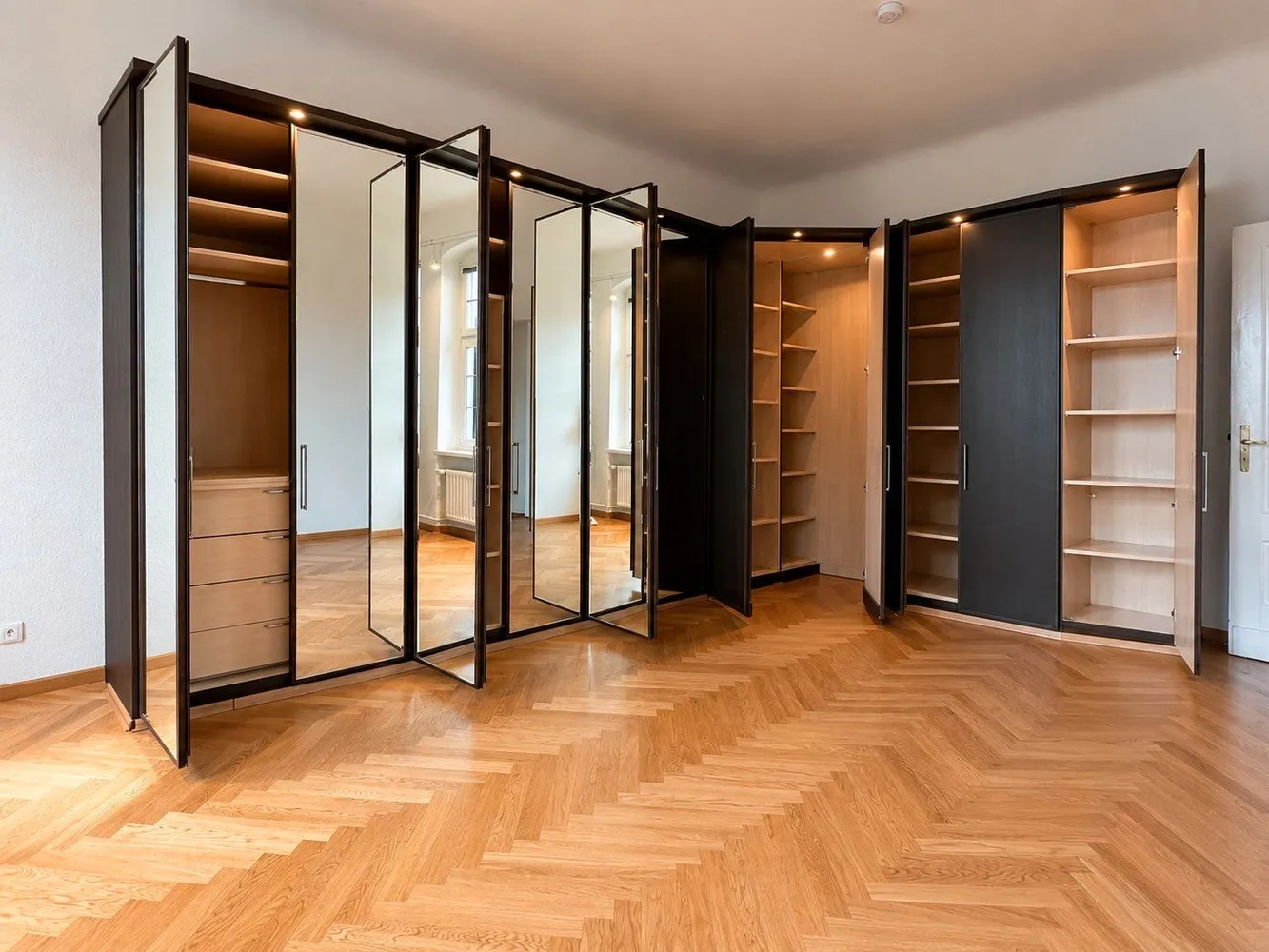 5 Zimmer Wohnung mit 145 m² in Berlin – Bild 5