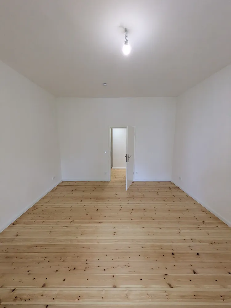 2 Zimmer Wohnung mit 82 m² in Berlin – Bild 10