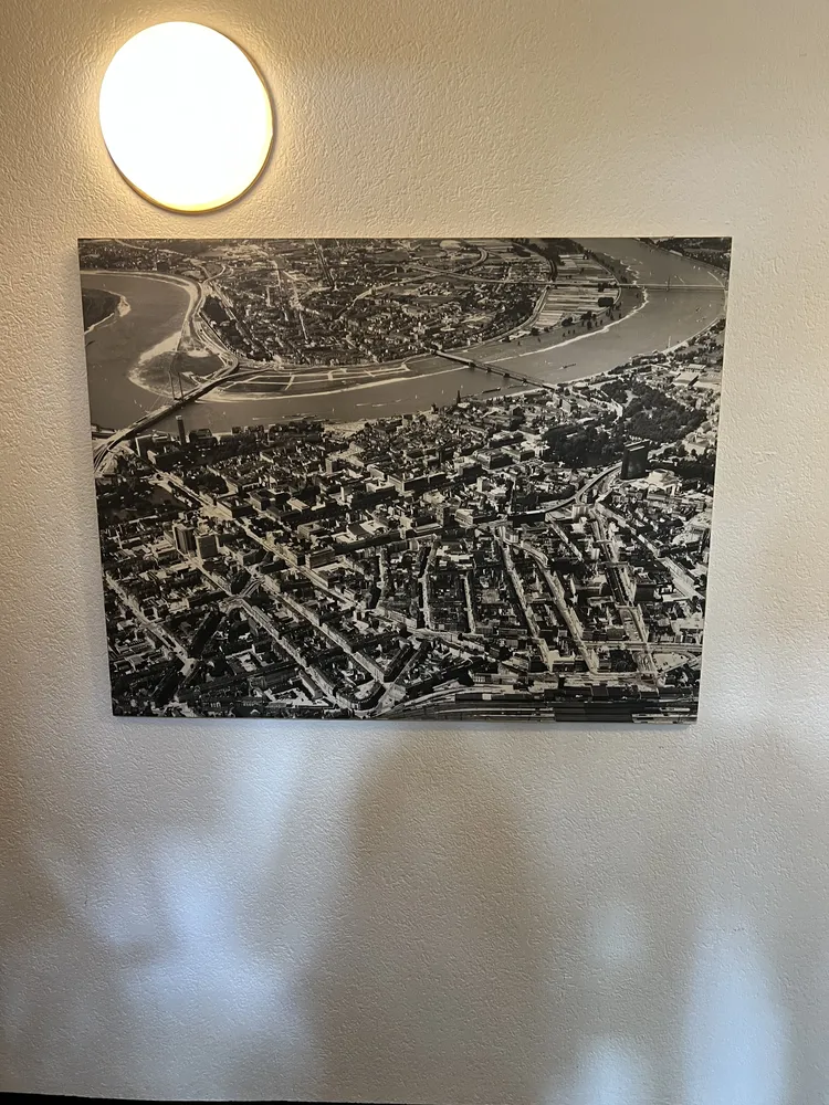 1 room apartment with 28 m² in Düsseldorf – Photo 3