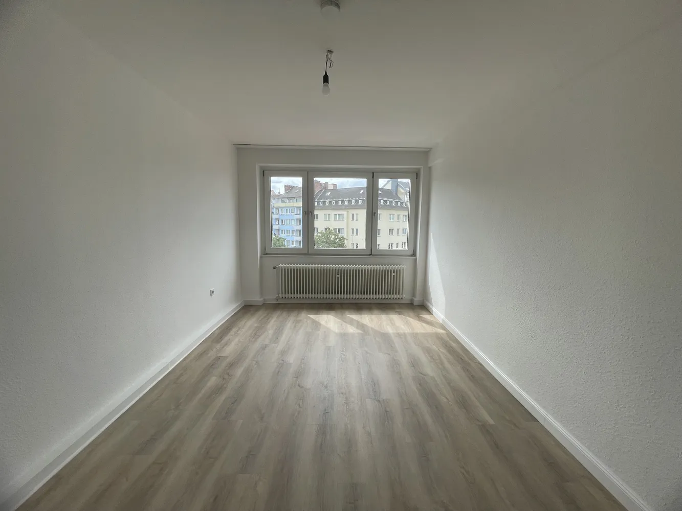 2 Zimmer Wohnung mit 63 m² in Düsseldorf – Bild 1