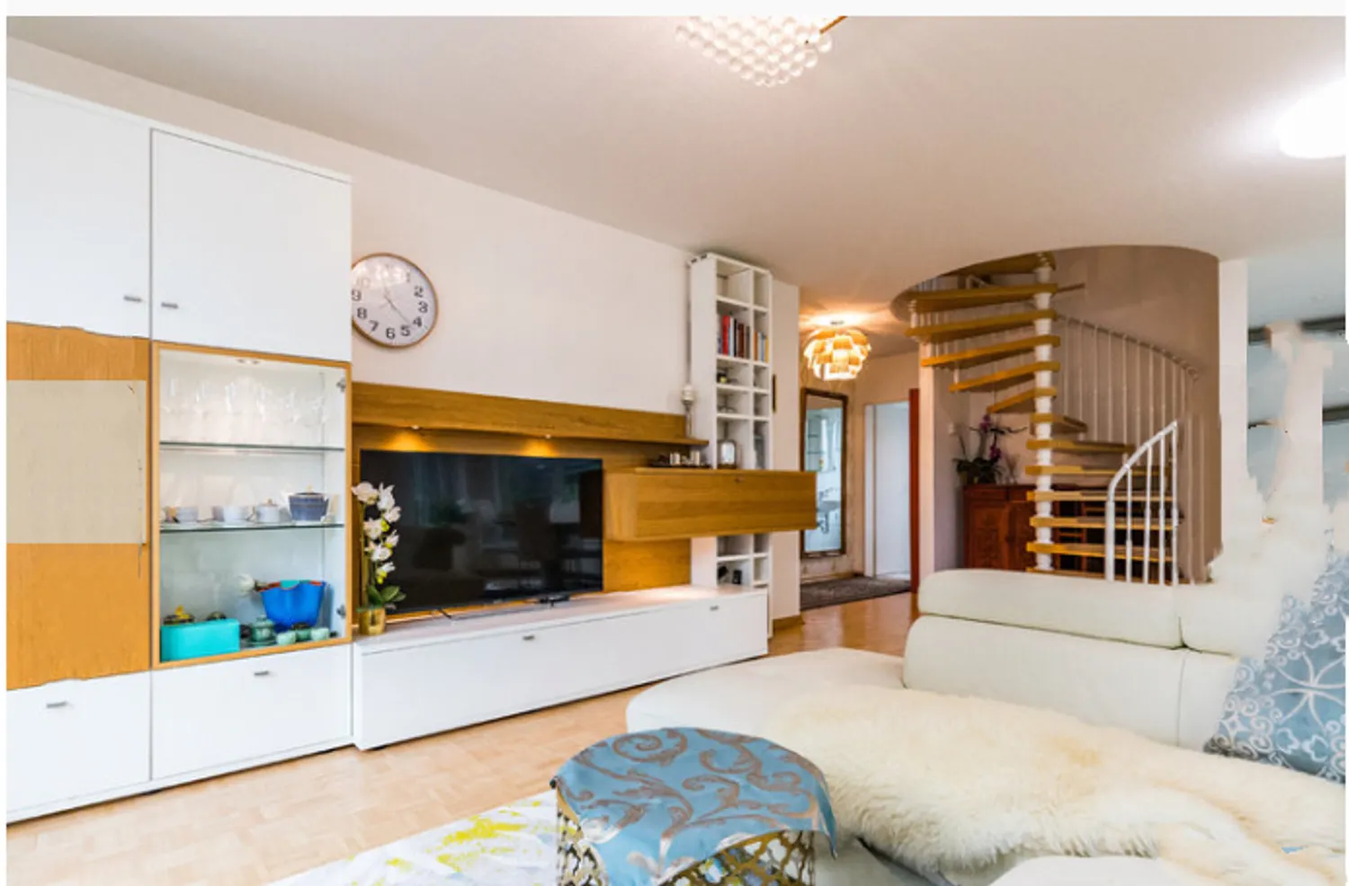 5 Zimmer Wohnung mit 110 m² in Hamburg – Bild 1