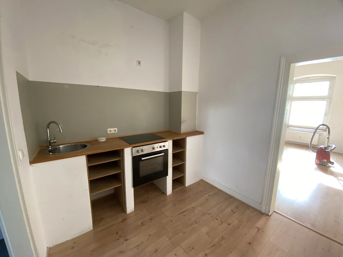 1 room apartment with 38 m² in Wuppertal – Photo 4