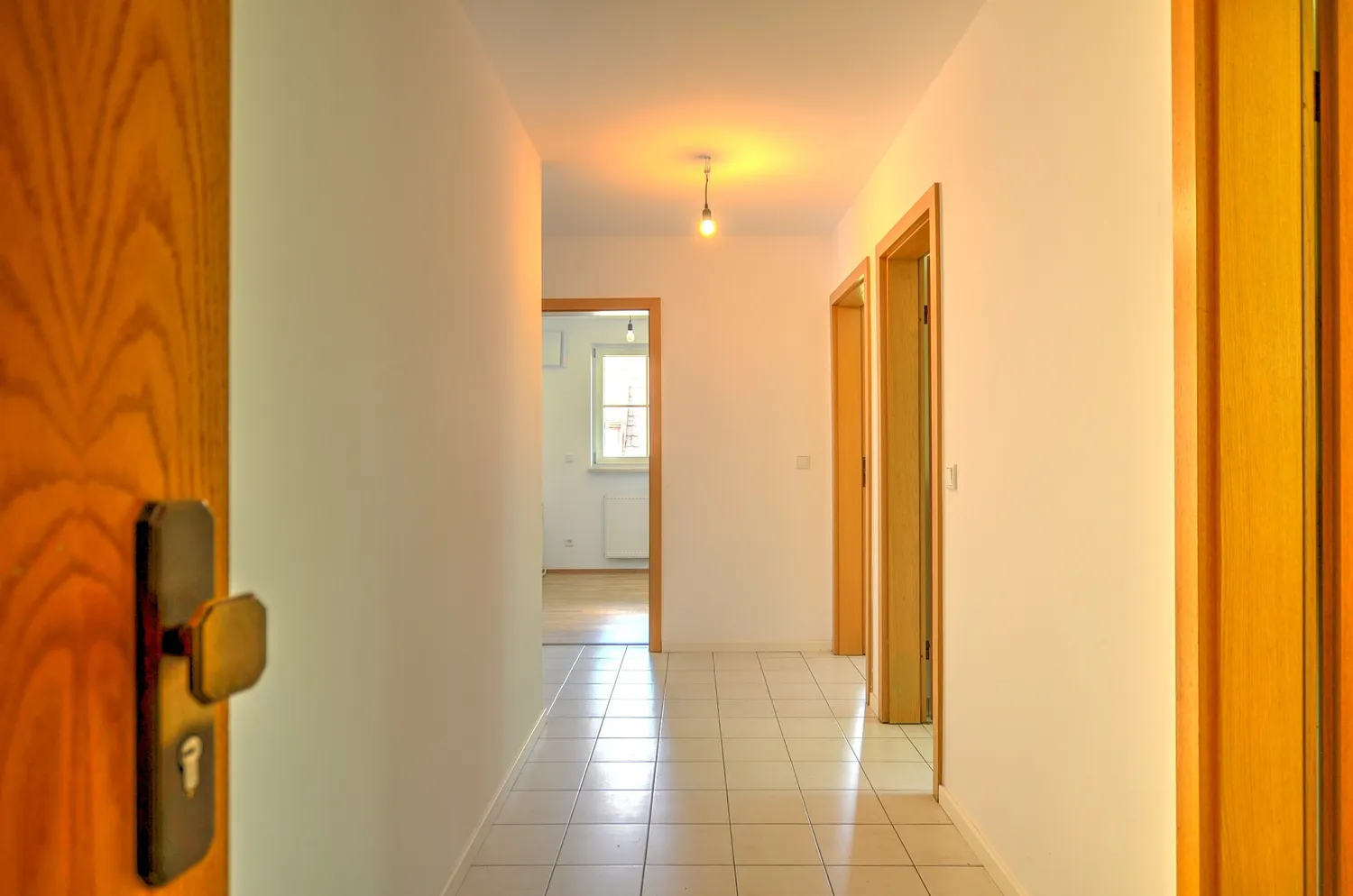 3 Zimmer Wohnung mit 64 m² in München – Bild 2