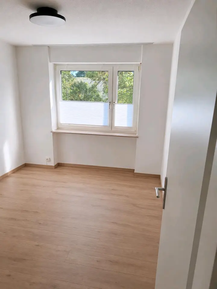 4 Zimmer Wohnung mit 95 m² in Nürnberg – Bild 9