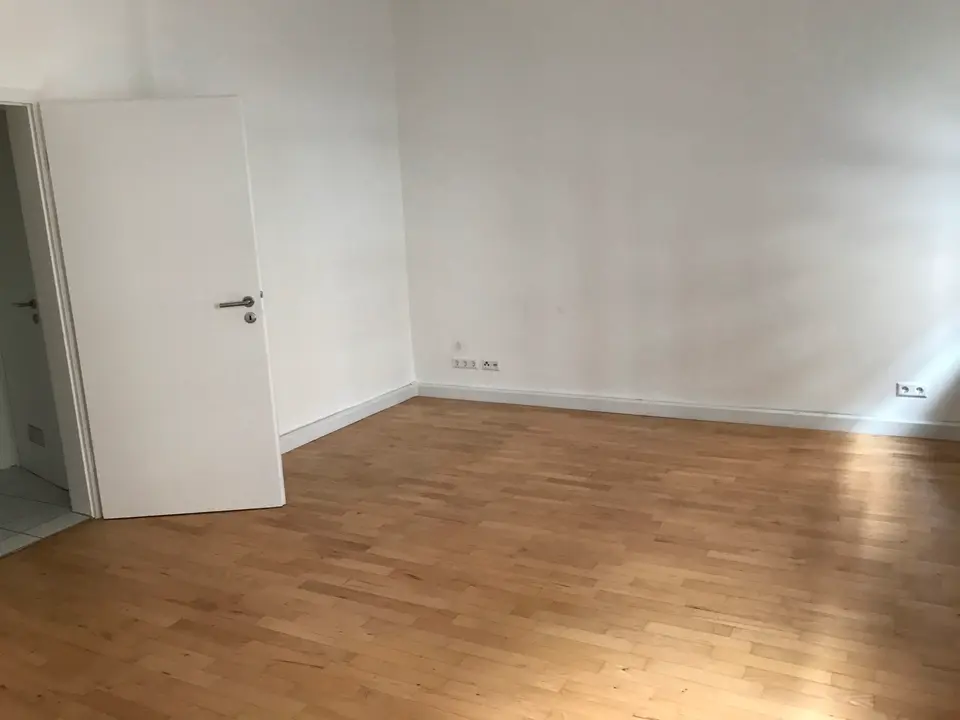2 Zimmer Wohnung mit 58 m² in Karlsruhe – Bild 1