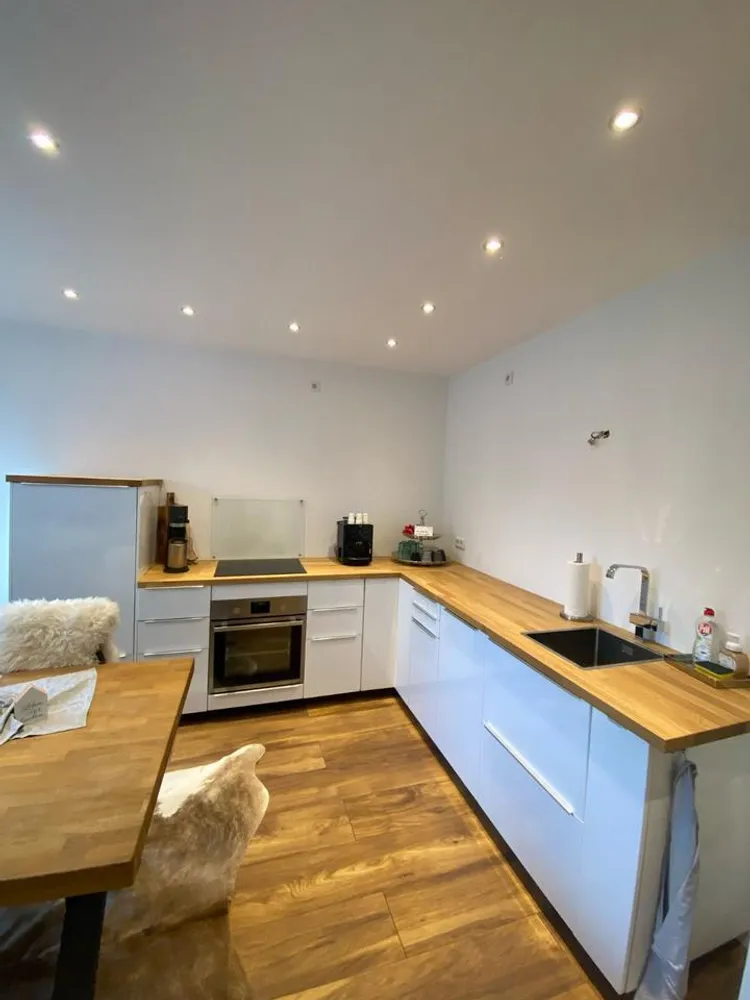 2 Zimmer Wohnung mit 88 m² in Frankfurt am Main – Bild 2