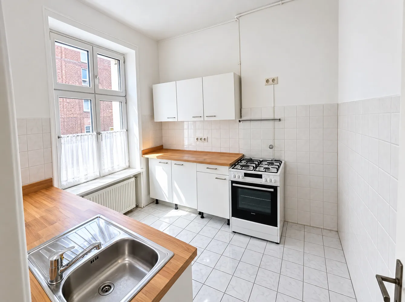 4 Zimmer Wohnung mit 105 m² in Lübeck – Bild 12