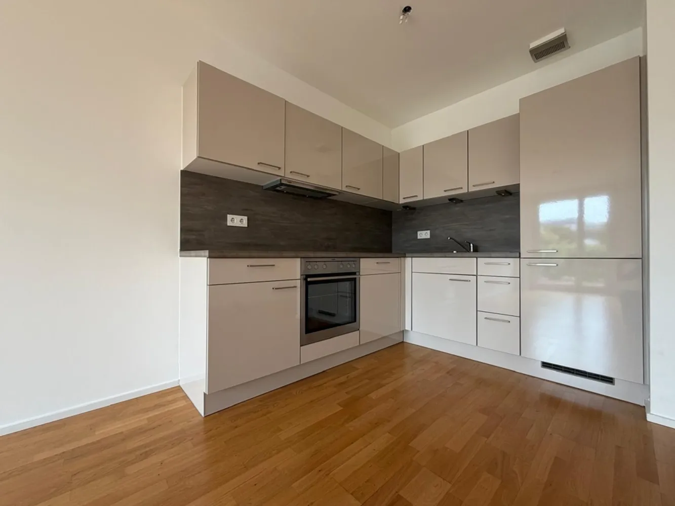2 Zimmer Wohnung mit 74 m² in Stuttgart – Bild 5