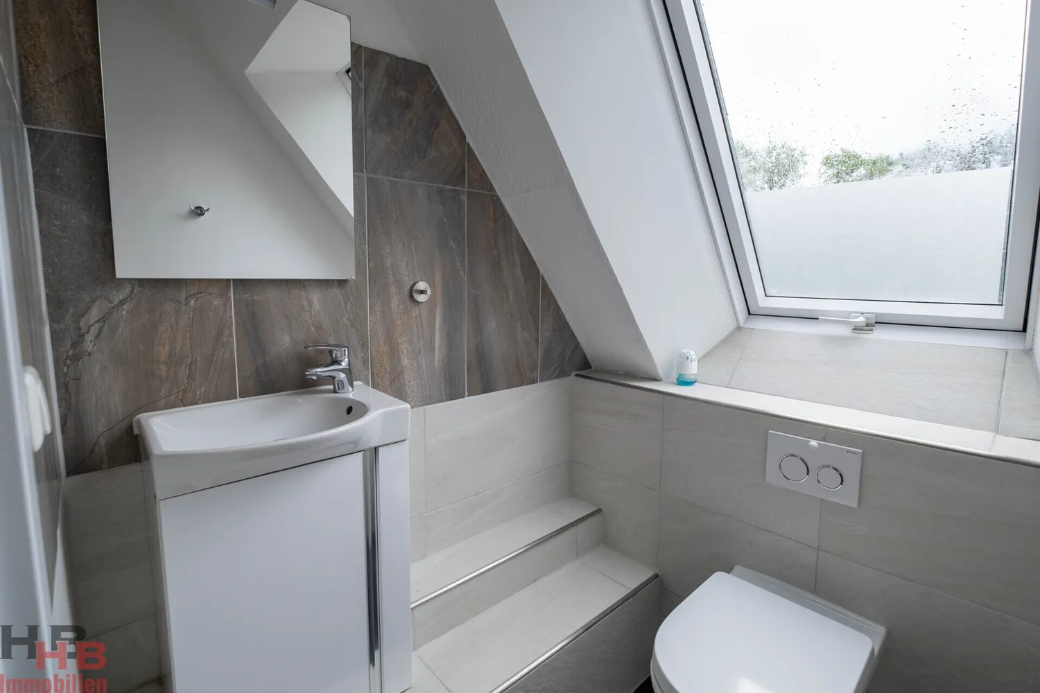 7 Zimmer Wohnung mit 150 m² in Bremen – Bild 8