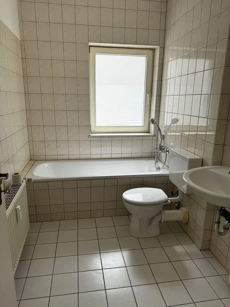 2 Zimmer Wohnung mit 54 m² in Altenburg – Bild 4