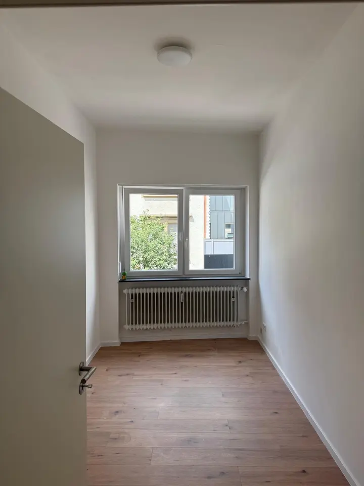 6 Zimmer Wohnung mit 135 m² in Kaiserslautern – Bild 8