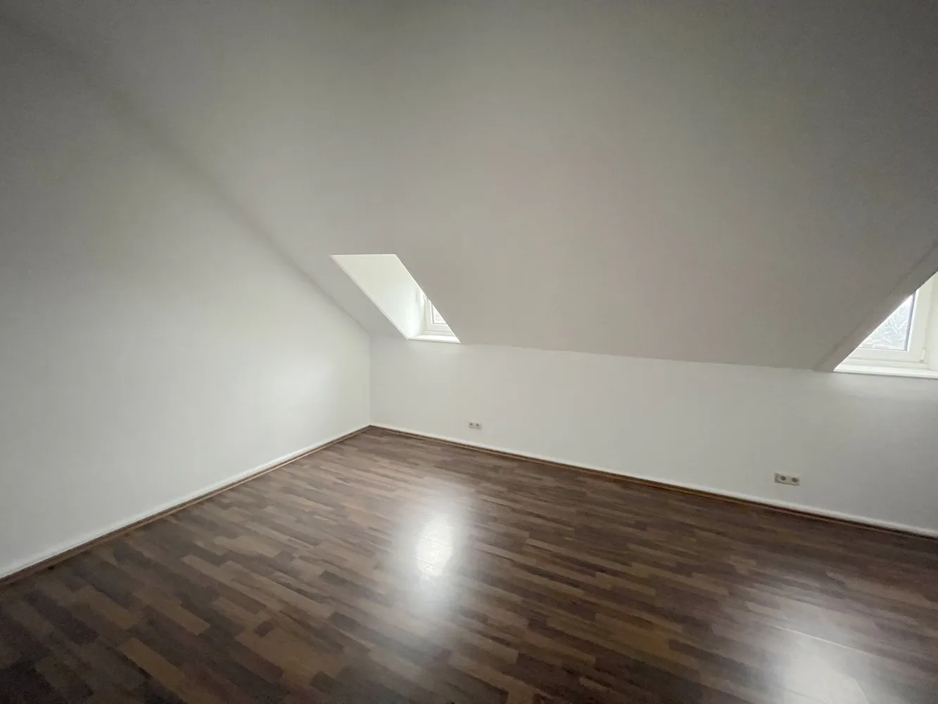 2 Zimmer Wohnung mit 64 m² in Wiesbaden – Bild 3
