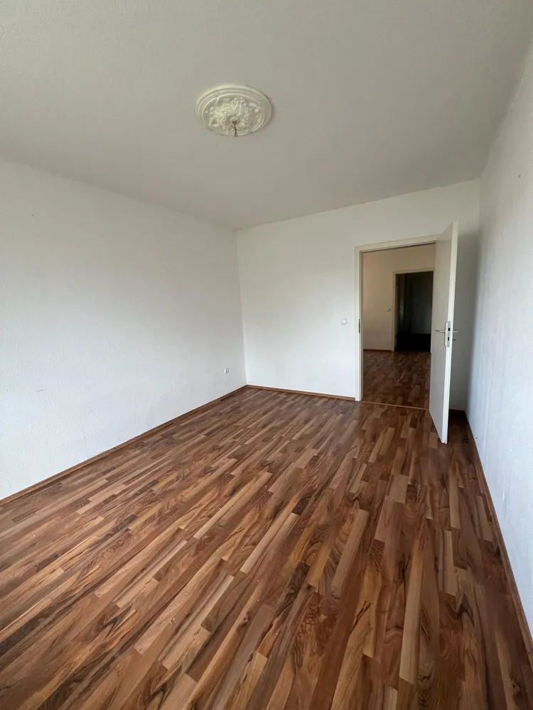 2 Zimmer Wohnung mit 40 m² in Ludwigshafen am Rhein – Bild 3