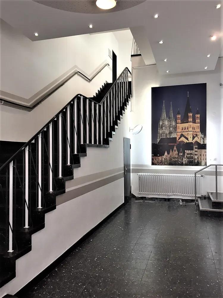 3 room apartment with 90 m² in Cologne – Photo 2